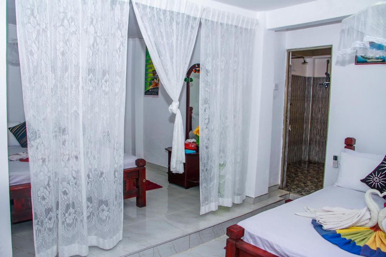 Sigiri Tarushan Home Stay Sigiriya Exterior foto