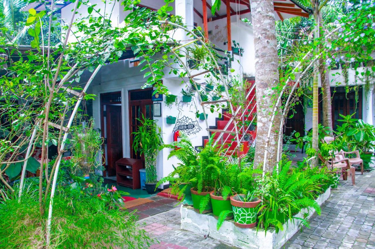 Sigiri Tarushan Home Stay Sigiriya Exterior foto