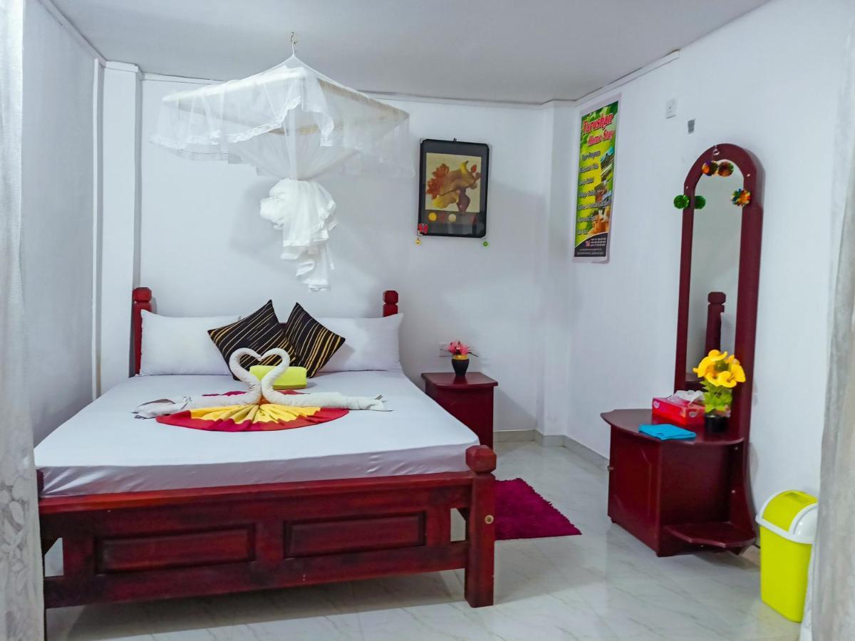 Sigiri Tarushan Home Stay Sigiriya Exterior foto